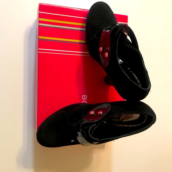 Black Suede BCBGirls koala style size 8.5 - Picture 2 of 6